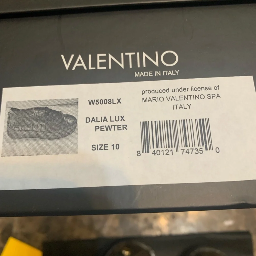 Valentino by Mario Valentino Dalia Luxe Platform Sneakers Pewter SZ 10 Brand New - Picture 9 of 16
